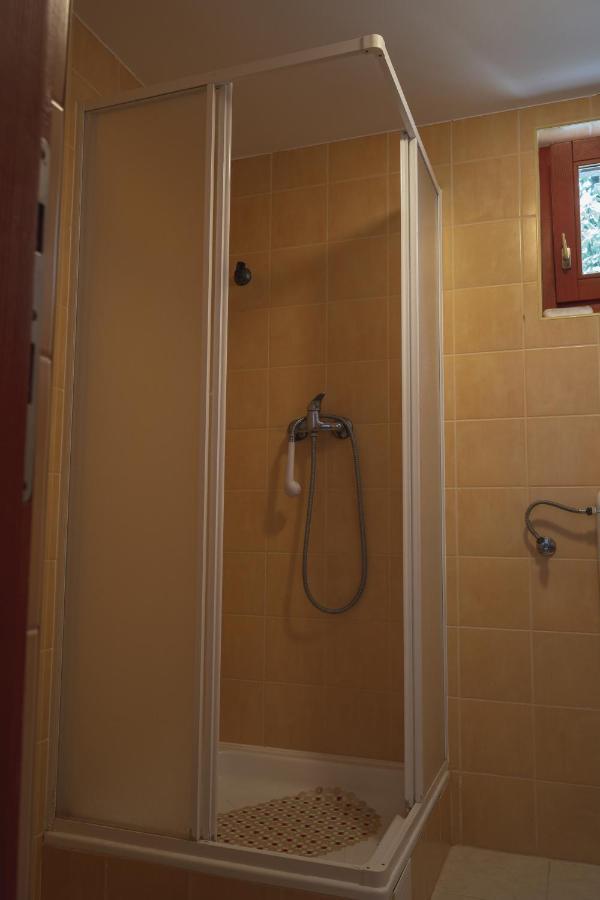 Olajos Apartman Hotel เบเรคฟูร์ดู ภายนอก รูปภาพ